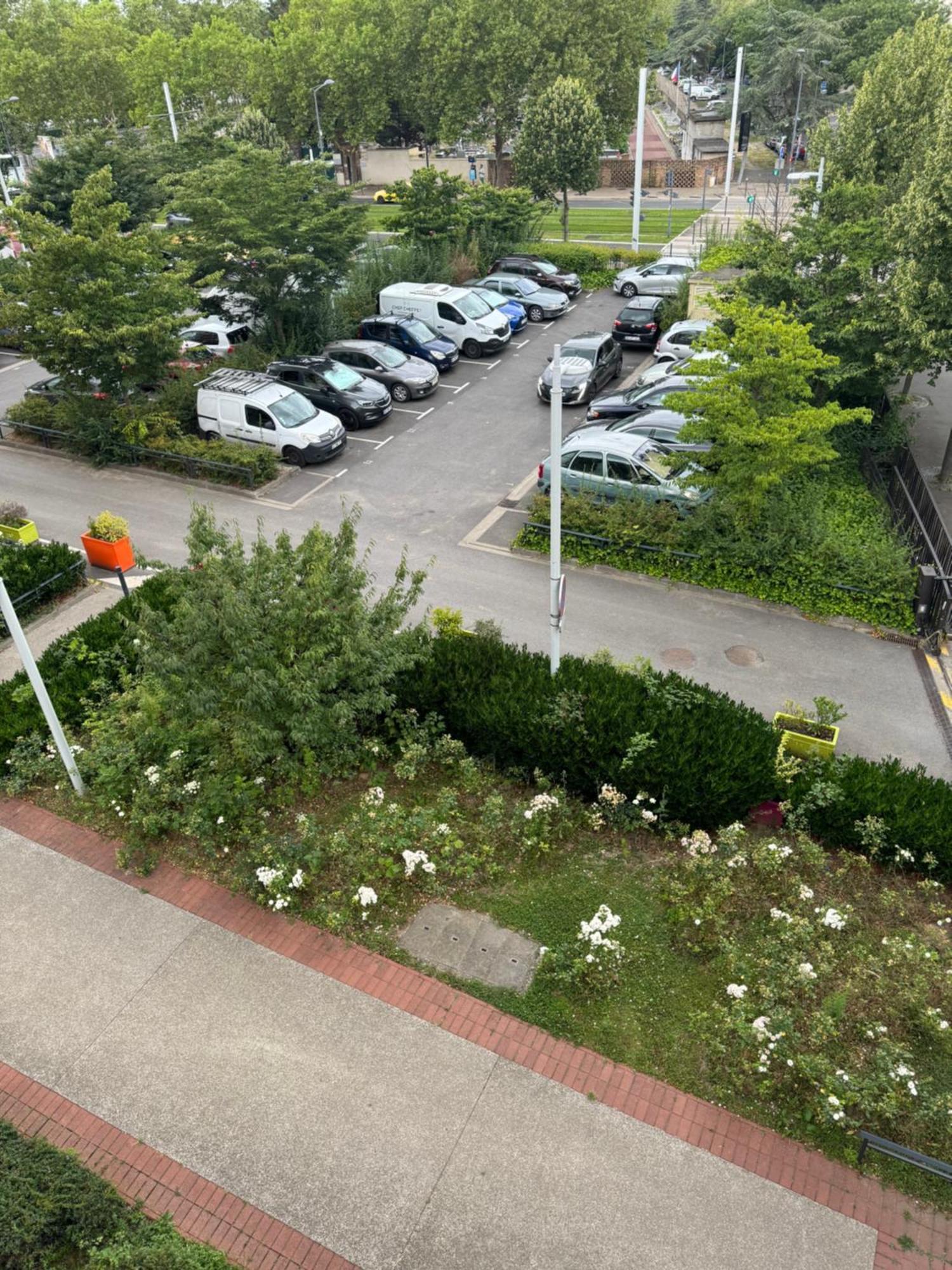 Jardins De La Noue Villeneuve-la-Garenne Exterior foto